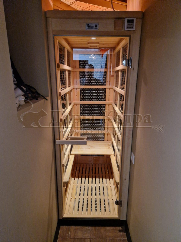 Одноместная инфракрасная сауна кабина из кедра с карбоновыми нагревателями